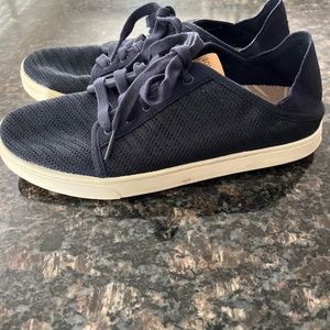 Olukai womens navy tennis shoes
